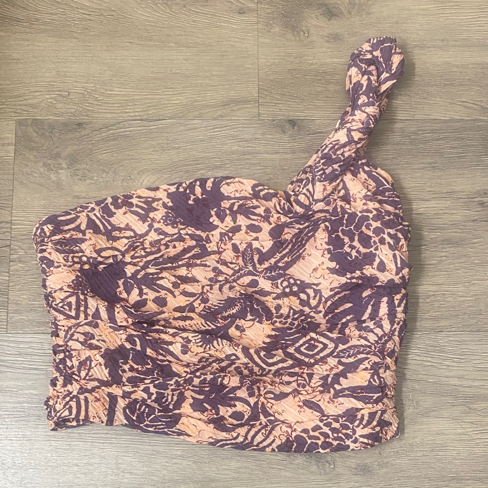 Zara One-Shoulder crop Top